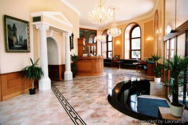 Hotel Opera Prága Beltér fotó