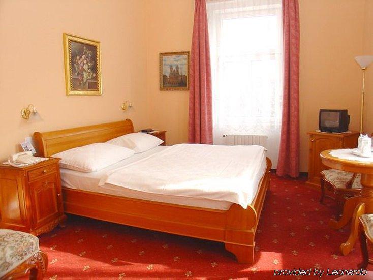 Hotel Opera Prága Szoba fotó