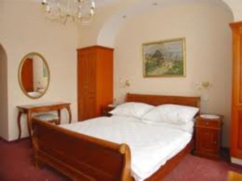 Hotel Opera Prága Szoba fotó