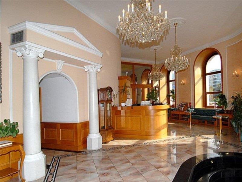 Hotel Opera Prága Kültér fotó