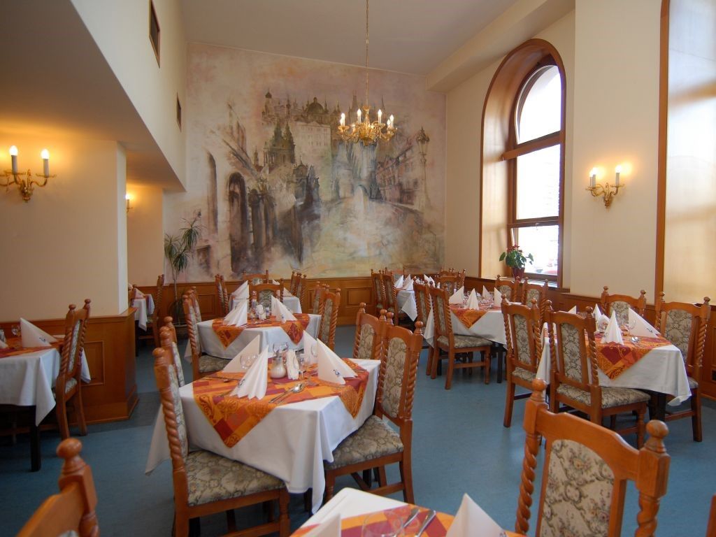 Hotel Opera Prága Kültér fotó